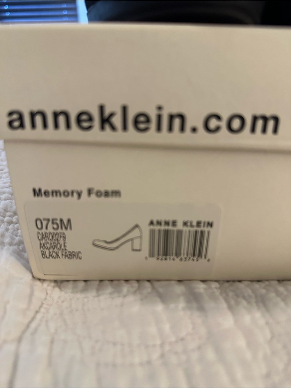 Anne Klein Black Round-Toe Iflex Heels - Picture 4 of 4